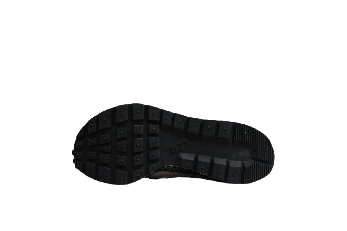 Nike x sacai VaporWaffle