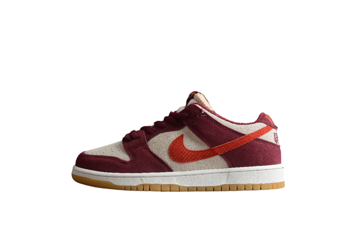 Nike Dunk Low SB