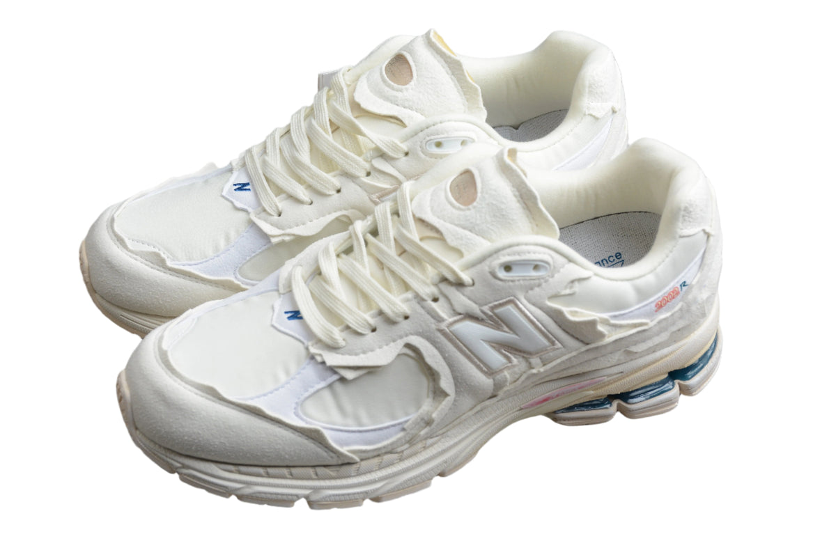 New Balance 2002R