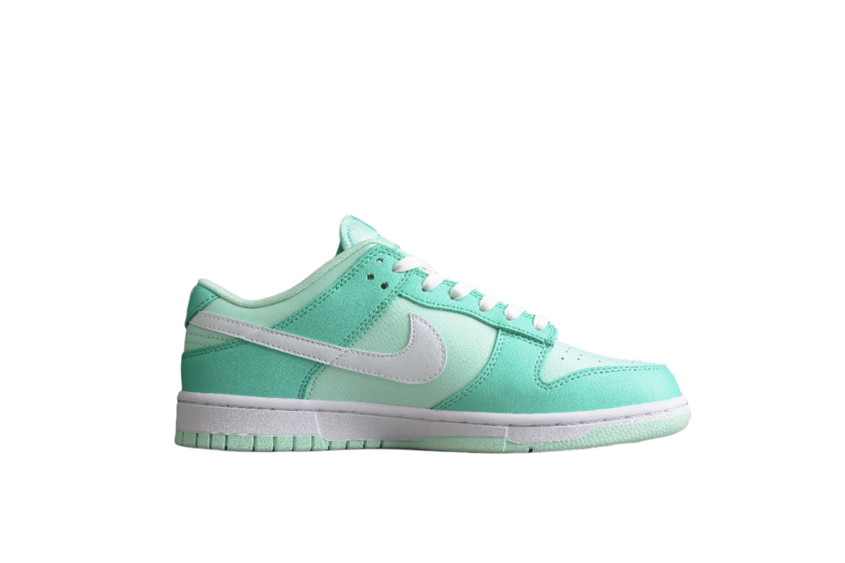 Nike Dunk Low SB