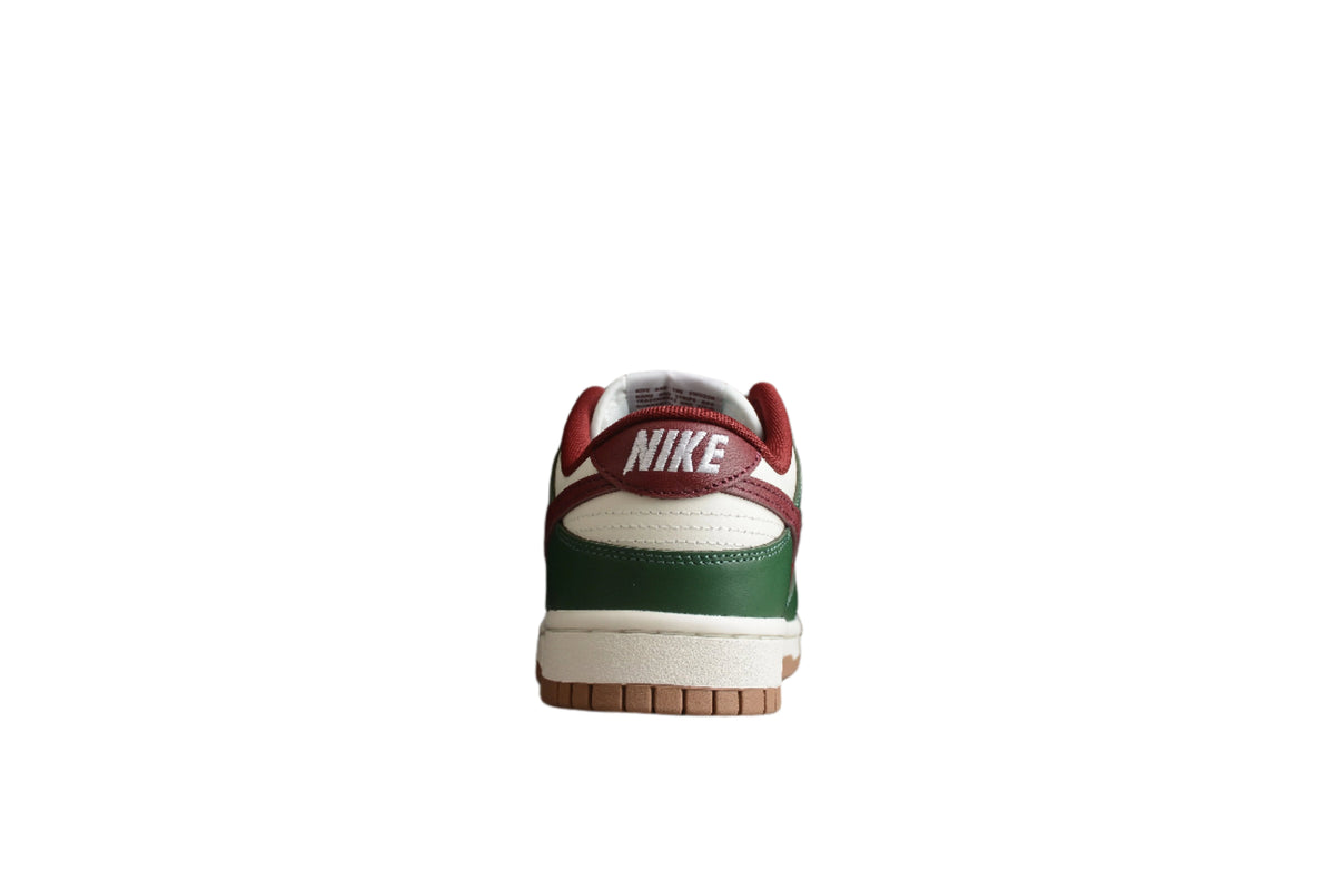 Nike Dunk Low SB