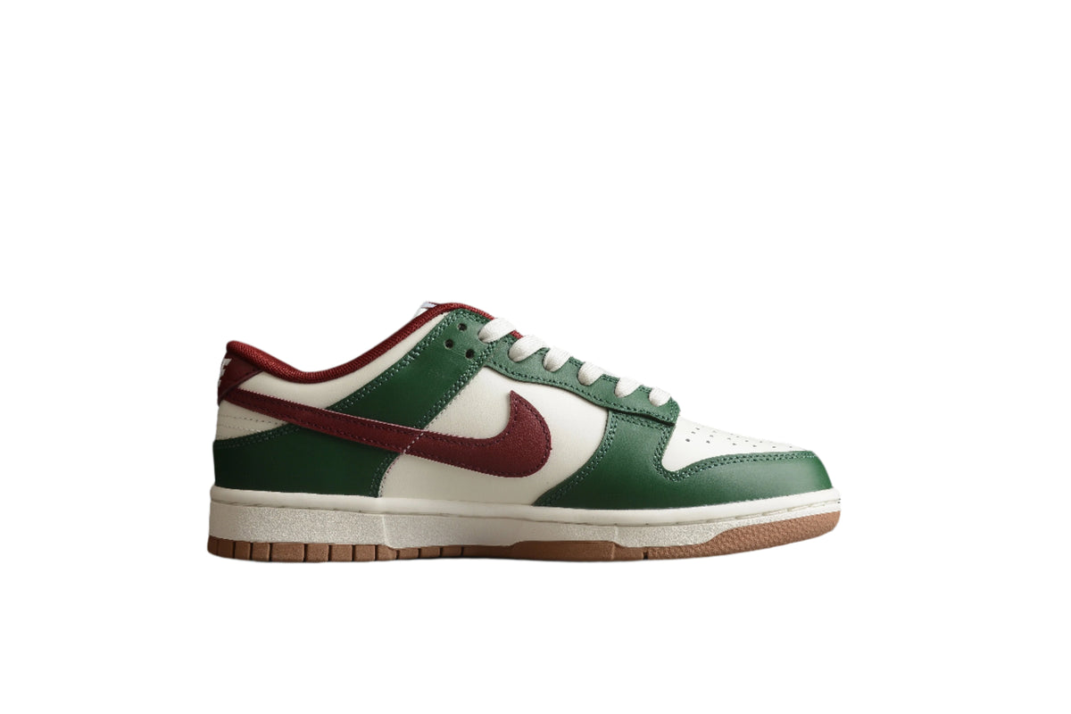 Nike Dunk Low SB