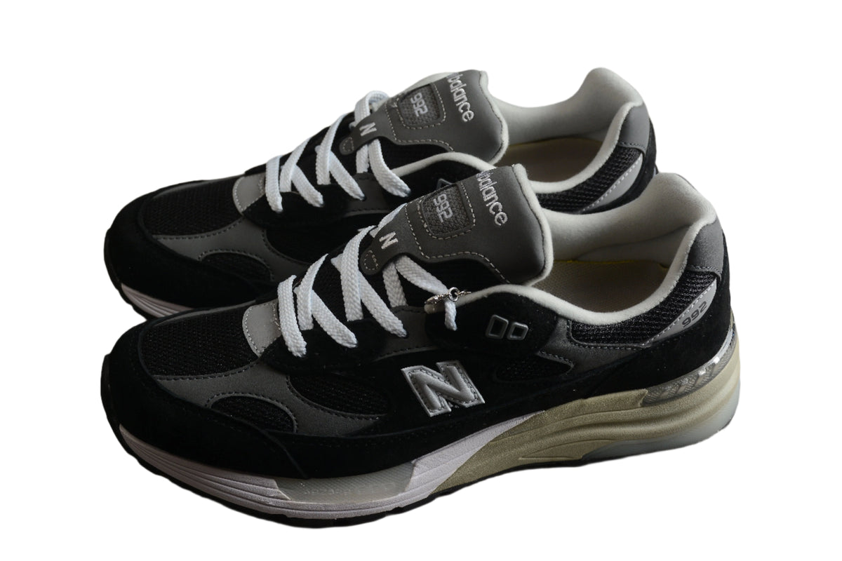 New Balance 992