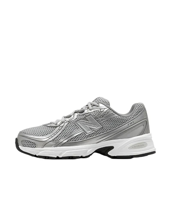 New Balance 740