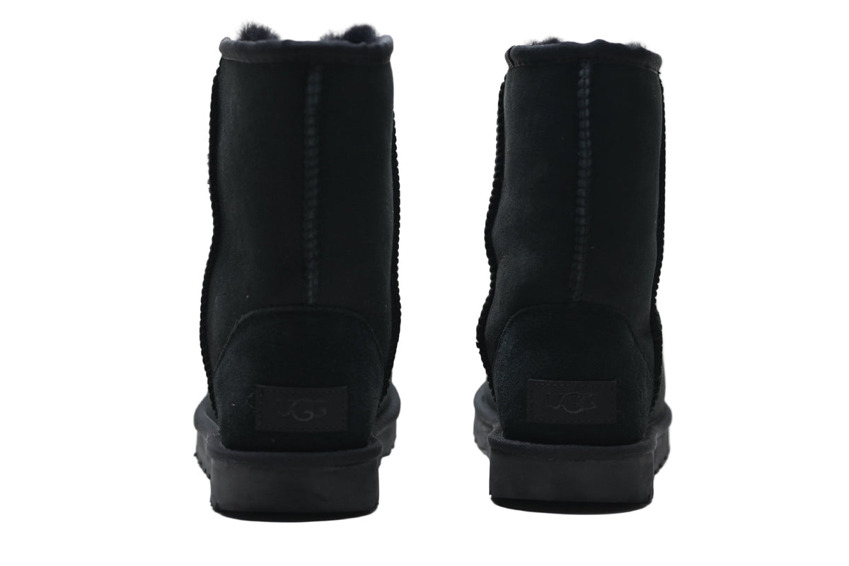 UGG Classic Short II