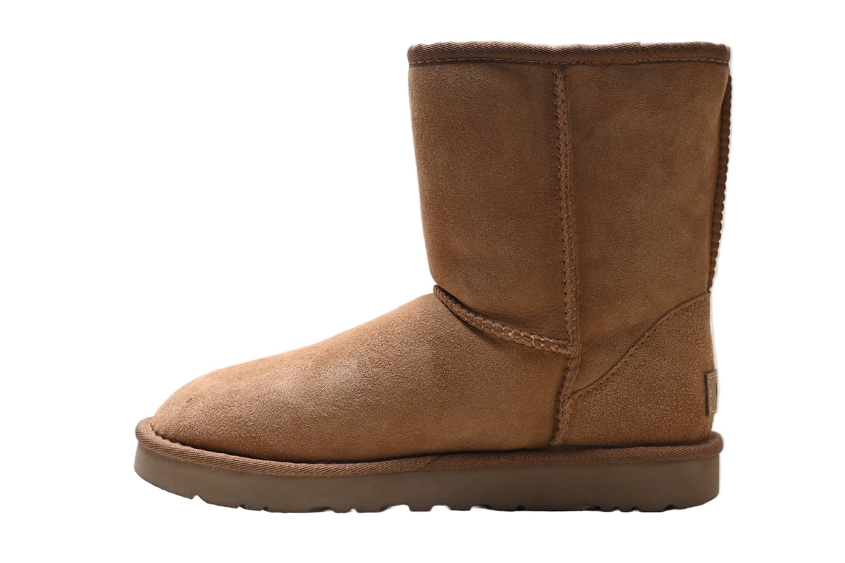 UGG Classic Short II
