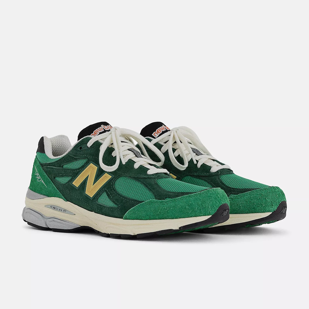New Balance 990 V3