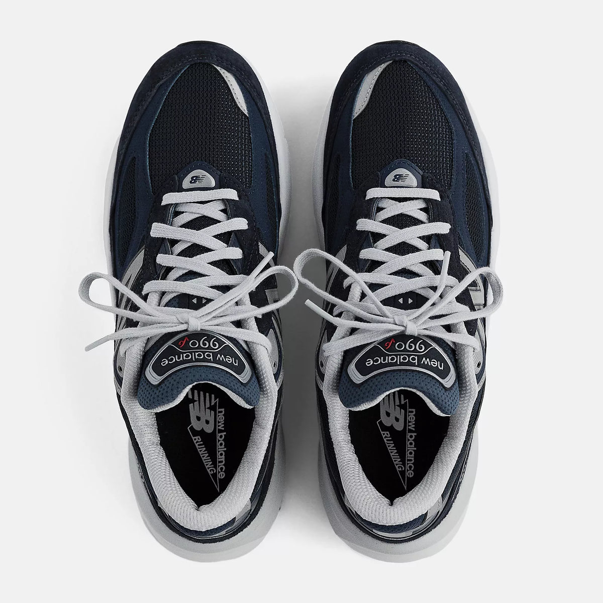 New Balance 990v6