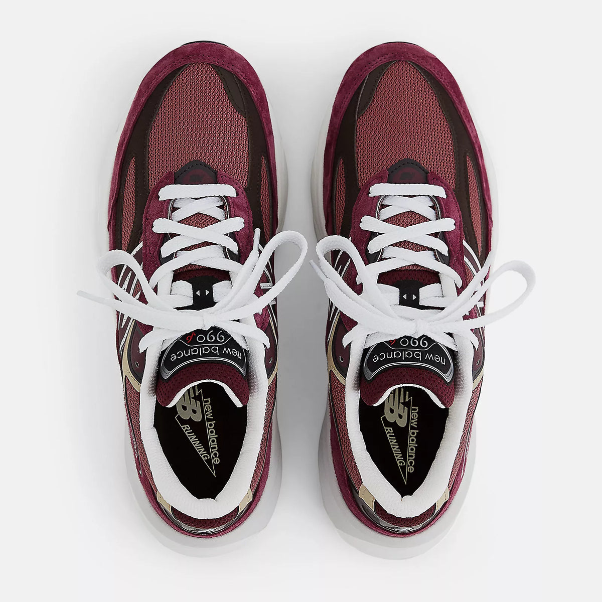 New Balance 990v6