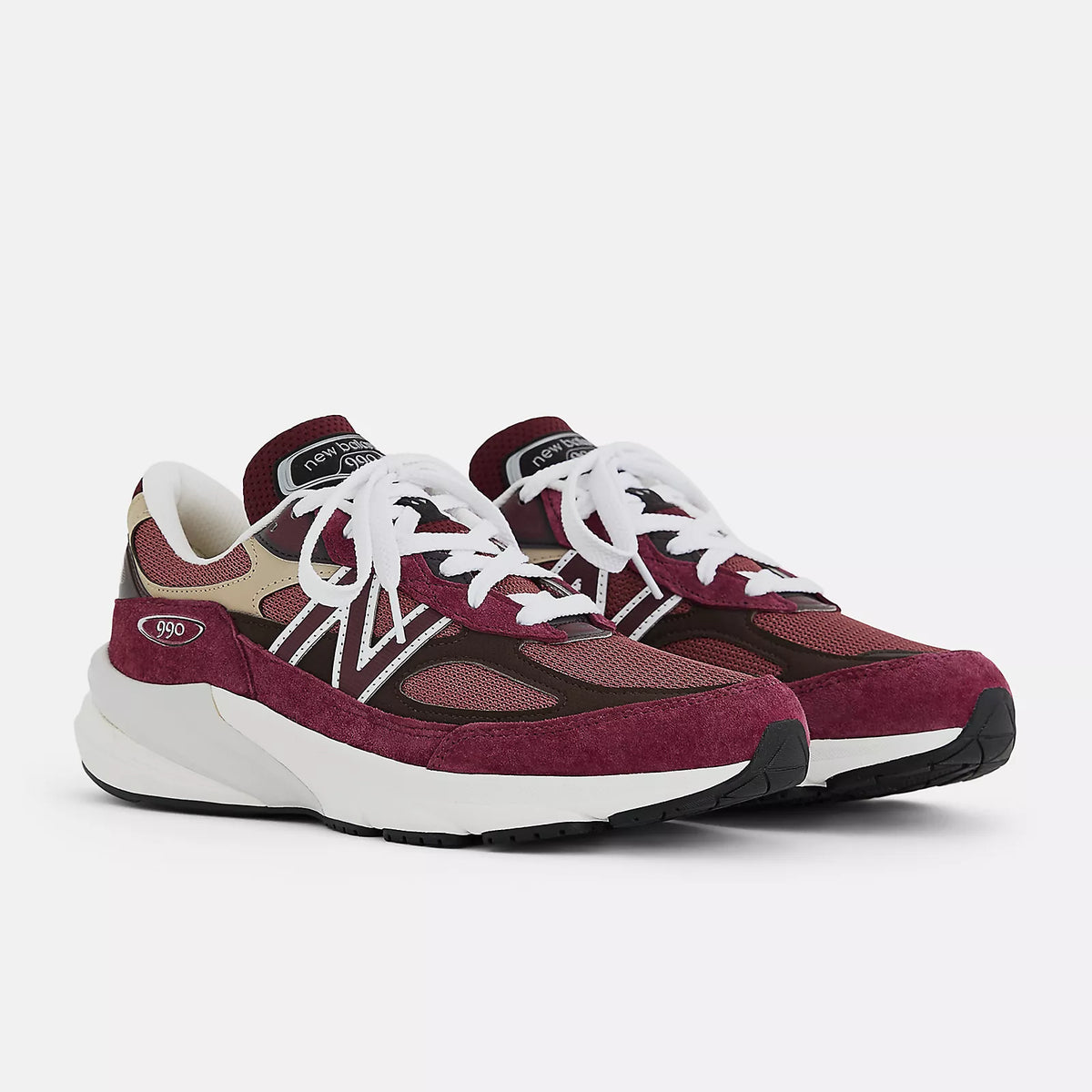 New Balance 990v6