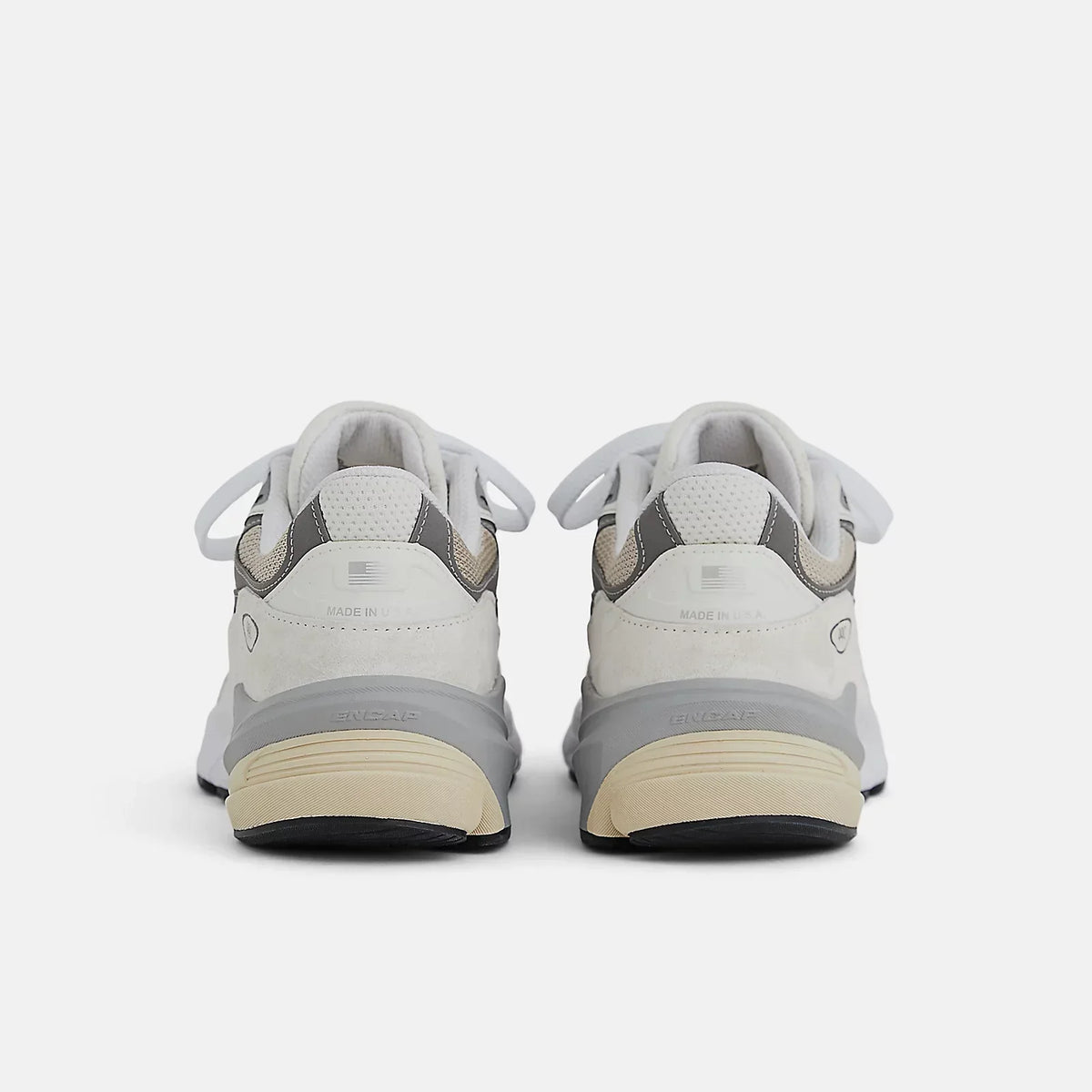 New Balance 990v6