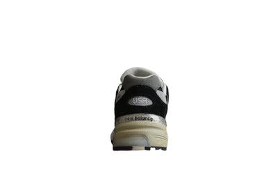 New Balance 992