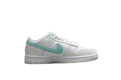 Nike Dunk Low SB