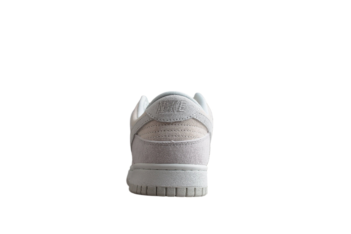 Nike Dunk Low SB