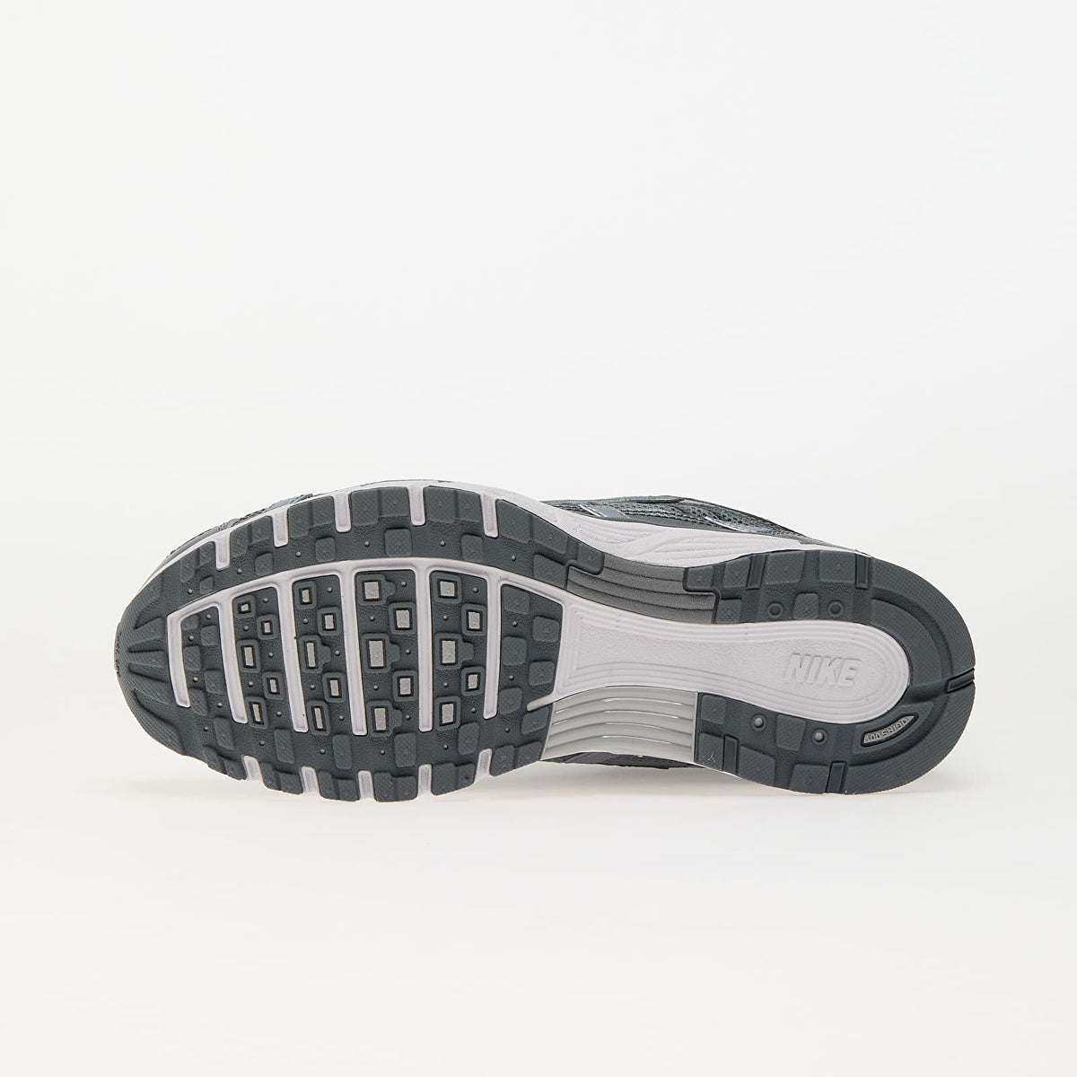 Nike P-6000