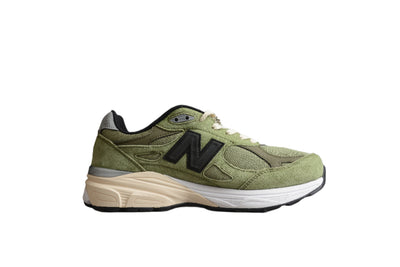 New Balance 990 V3