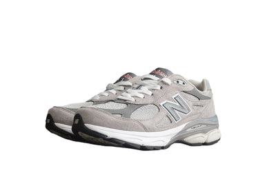 New Balance 990 V3