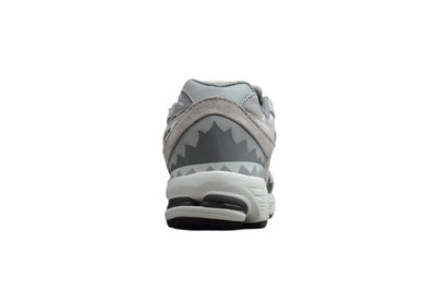 New Balance 2002R