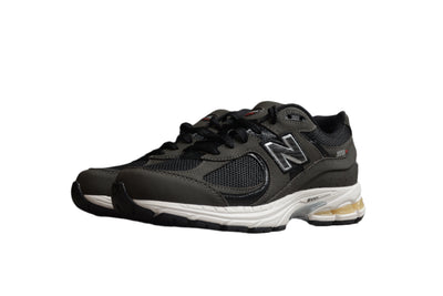 New Balance 2002R