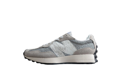 New Balance 327