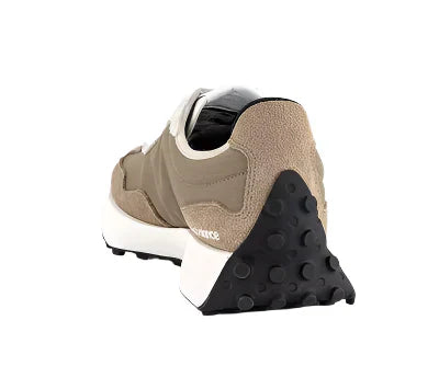 New Balance 327