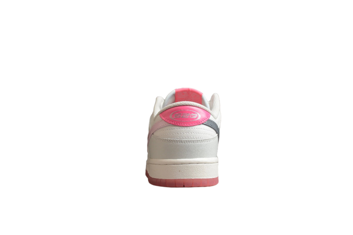 Nike Dunk Low  SB