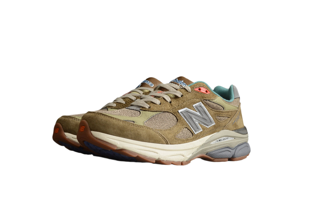 New Balance 990 V3