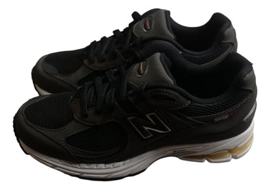 New Balance 2002R