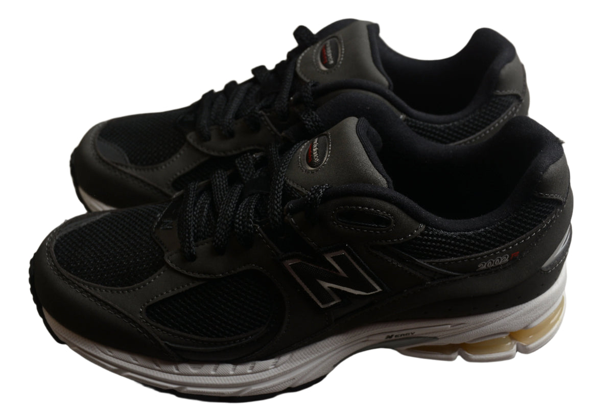 New Balance 2002R