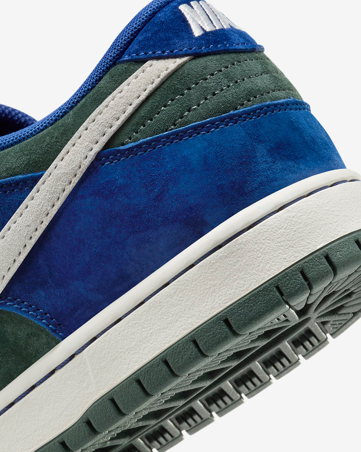 Nike Dunk Low SB