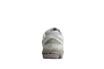 New Balance 2002R