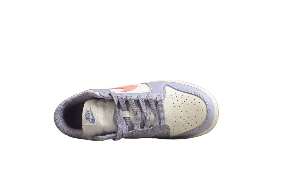 Nike Dunk Low  SB