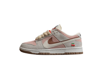 Nike Dunk Low SB