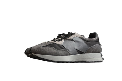 New Balance 327