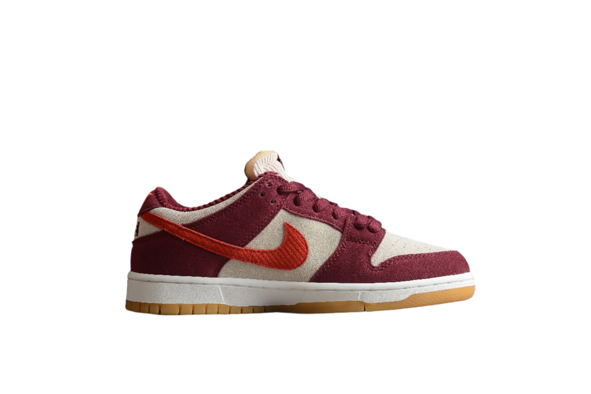 Nike Dunk Low SB