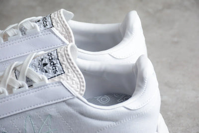 Adidas Retropy