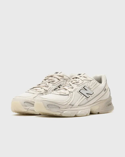 New Balance 740