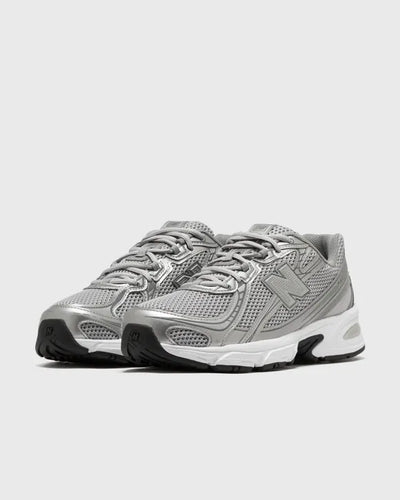New Balance 740