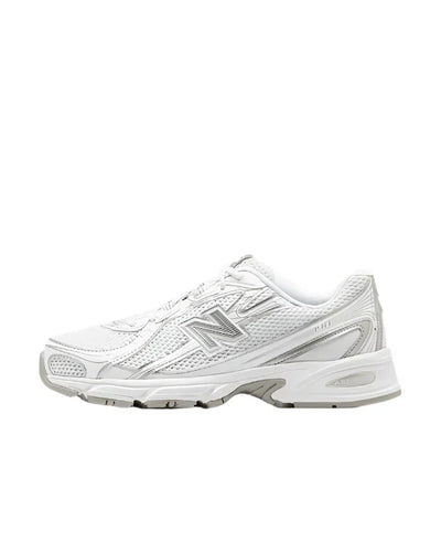 New Balance 740