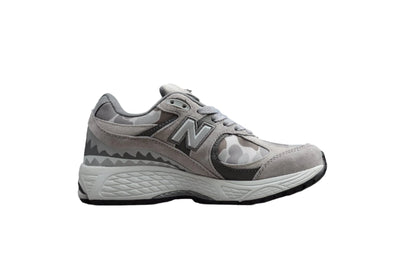 New Balance 2002R