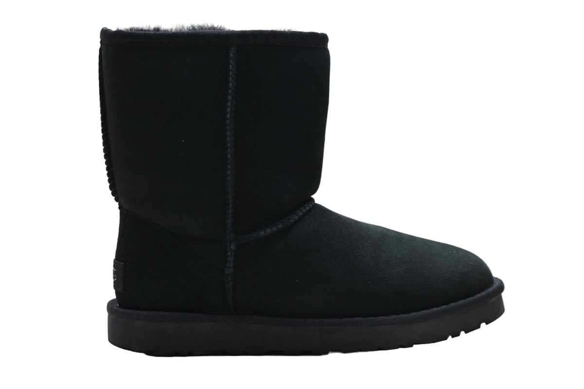 UGG Classic Short II