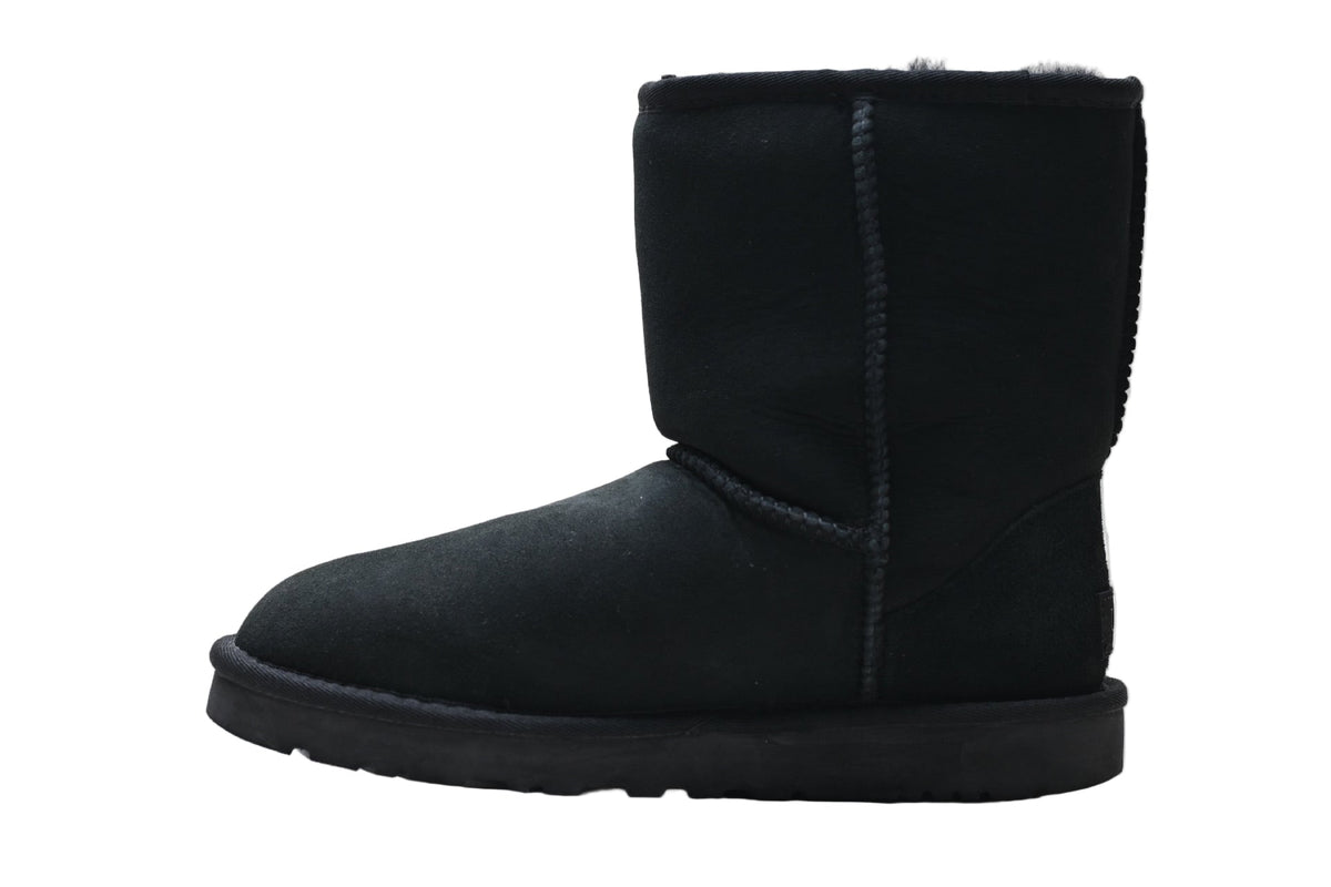 UGG Classic Short II