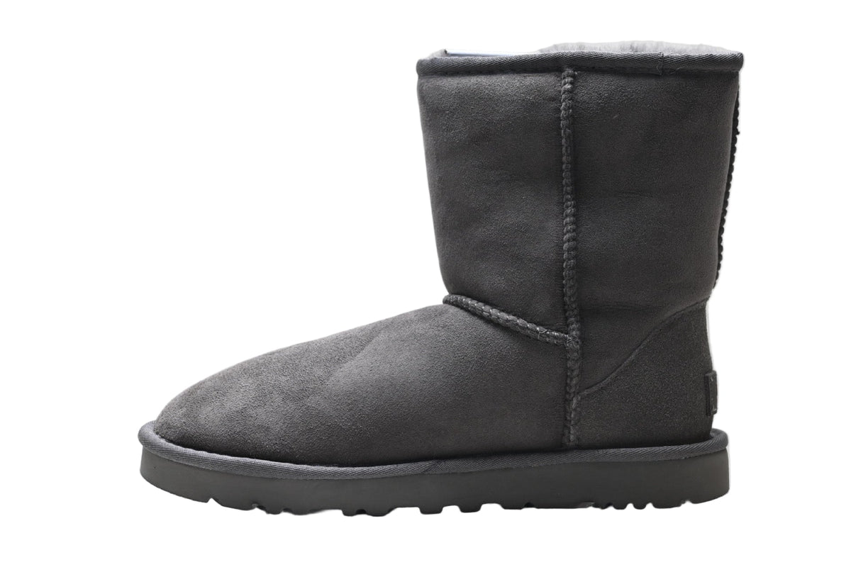 UGG Classic Short II