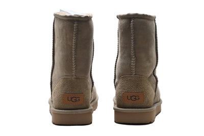 UGG Classic Short II