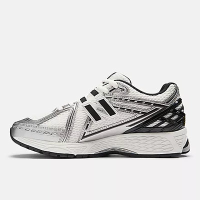 New Balance  1906R