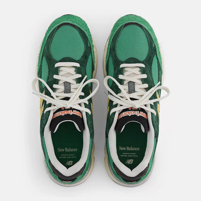 New Balance 990 V3