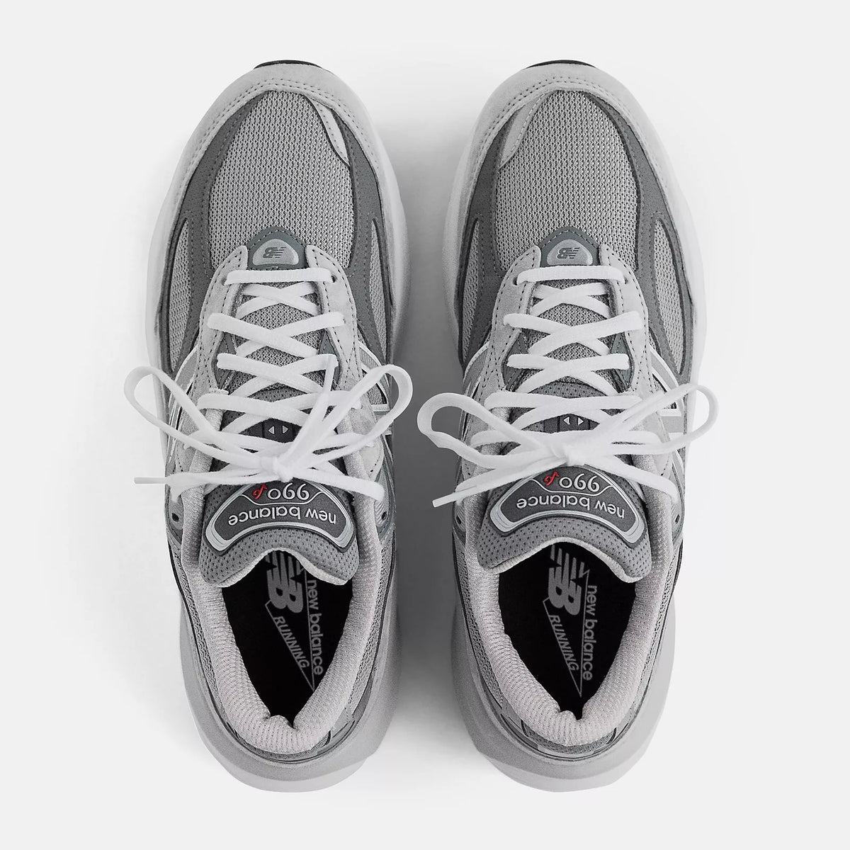 New Balance 990v6