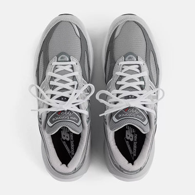 New Balance 990v6