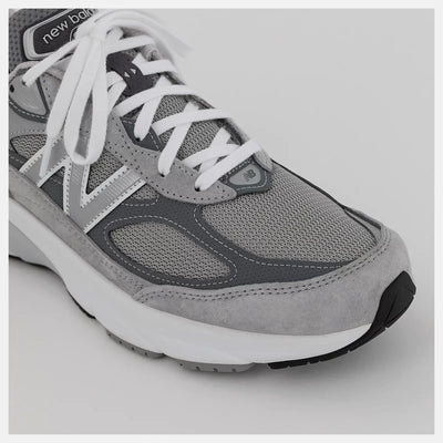 New Balance 990v6