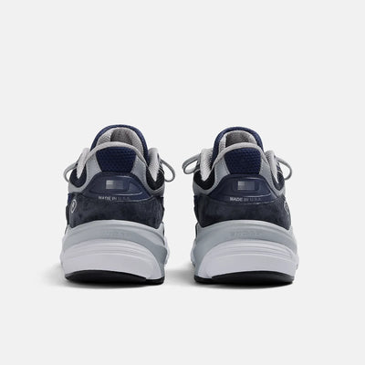New Balance 990v6